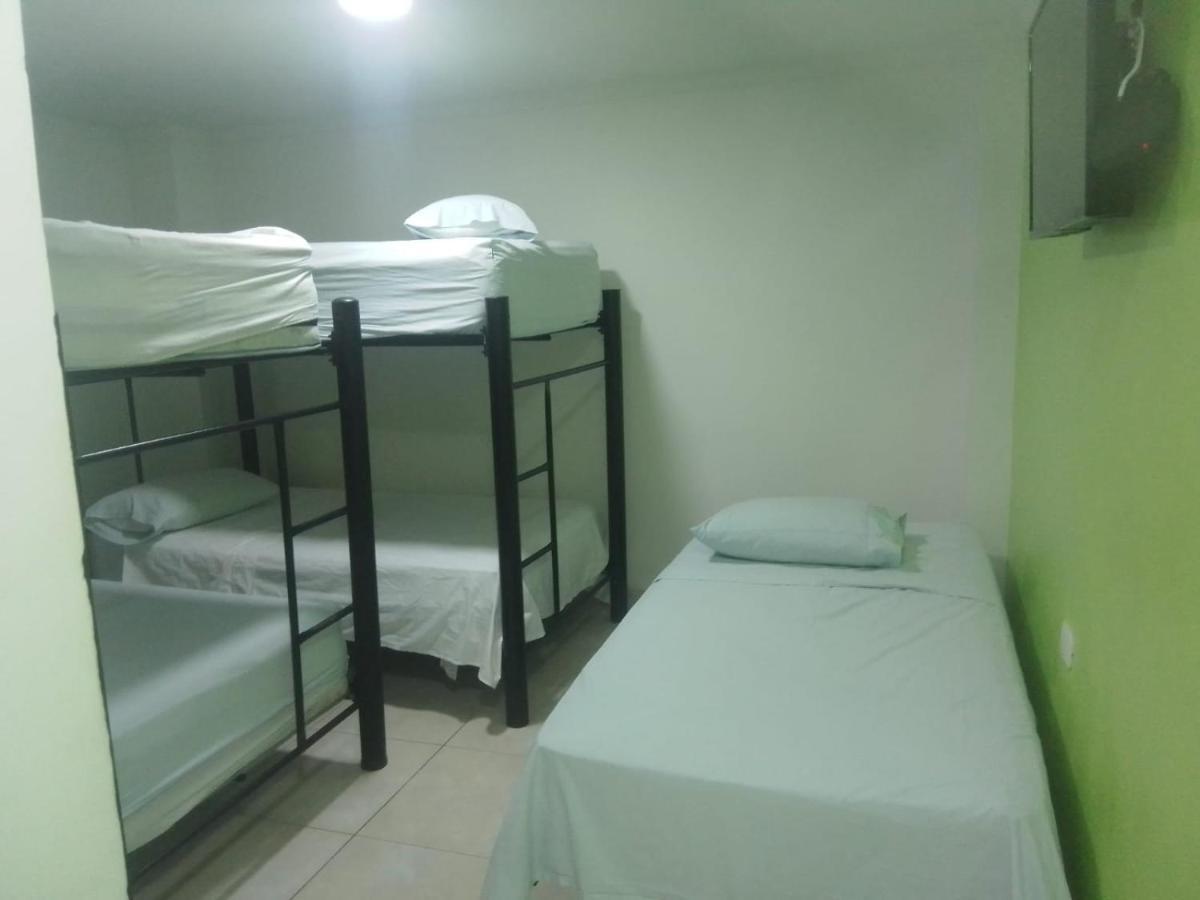 Hotel Bosque De Las Americas — Fotos 3